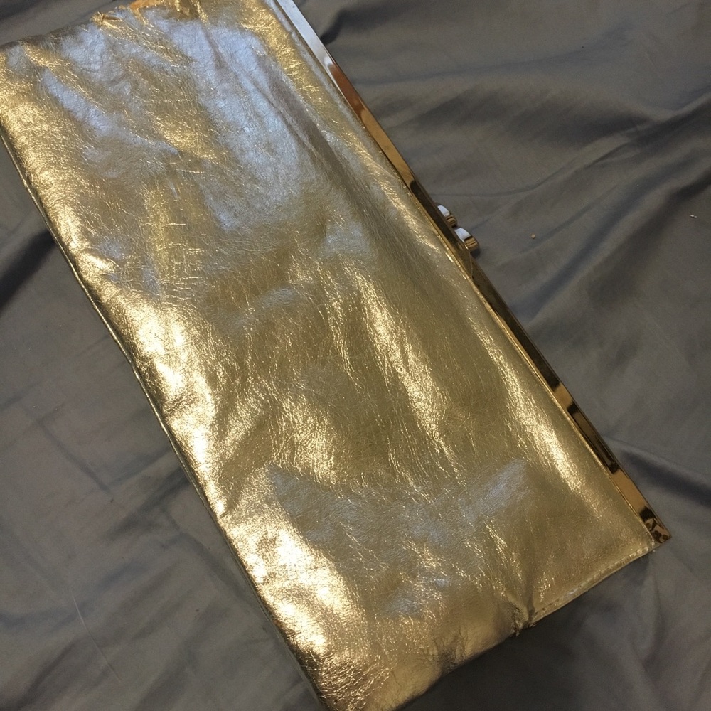 Silver Clutch